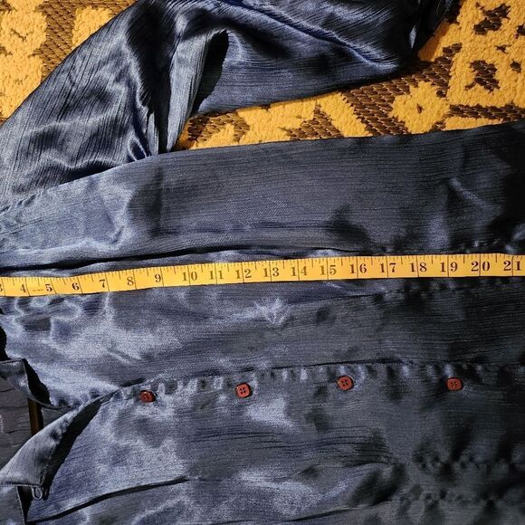 Oscar De La Renta Blouse size 8. - Picture 5 of 6